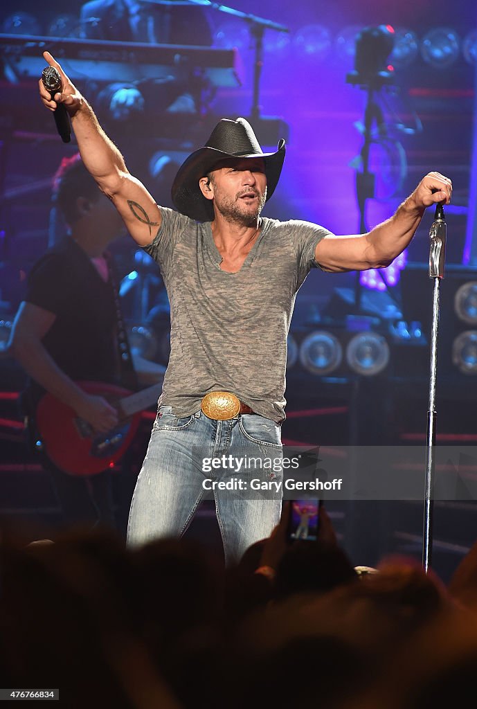 Tim McGraw In Concert - Wantagh, New York