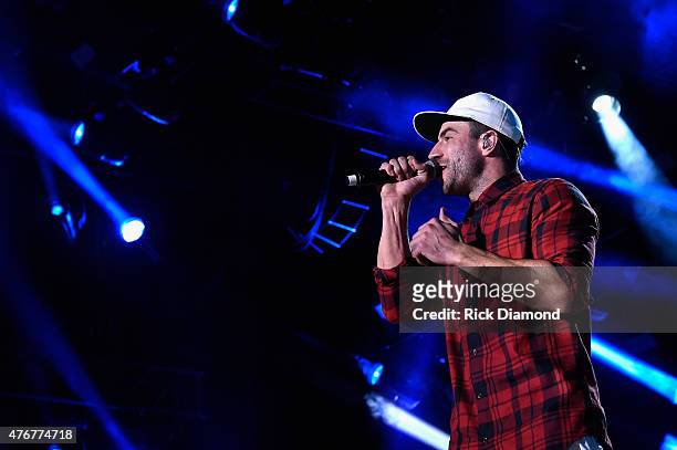 Singer Sam Hunt performs onstage during the 2015 CMA Festival on June 11, 2015 in Nashville, Tennessee.
