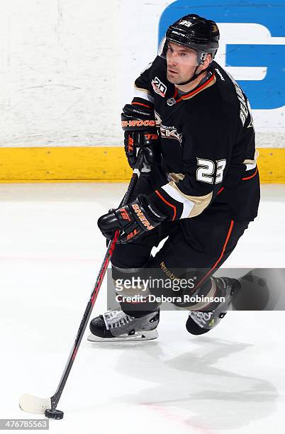 Francois Beauchemin of the Anaheim Ducks handles the puck during the game against the Carolina Hurricanes on March 2, 2014 at Honda Center in...