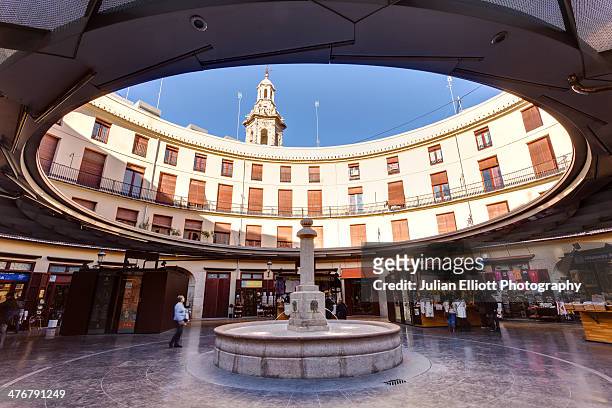 plaza redonda in valencia, spain. - comunidad autonoma de valencia - fotografias e filmes do acervo