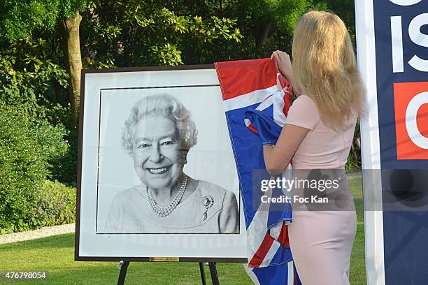 Flora Alexandra Ogilvy from the Royal Family attends the British 'Summer Time 2015' cocktail at the British Embassy and shops events Rue du Faubourg...