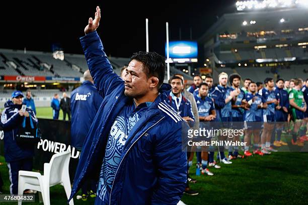 Keven Mealamu of the Blues is farewelled following the round 18 Super Rugby match between the Blues and the Highlanders at Eden Park on June 12, 2015...