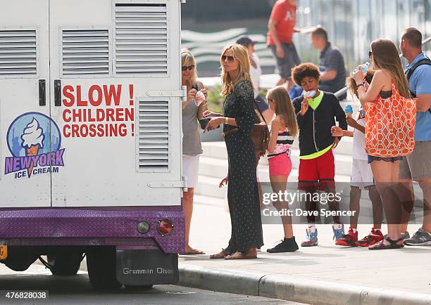 Heidi Klum seen enjoying an ice cream with her family daughters Lou Sulola Samuel , Helene Boshoven Samuel and son Johan Riley Fydor Taiwo Samuel on...