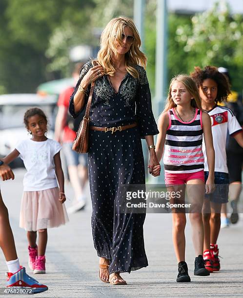 Heidi Klum seen enjoying an ice cream with her family daughters Lou Sulola Samuel , Helene Boshoven Samuel and son Johan Riley Fydor Taiwo Samuel on...
