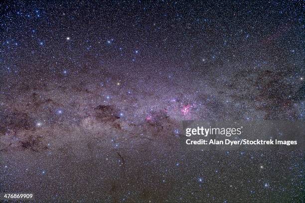 southern milky way - southern cross stars stock pictures, royalty-free photos & images