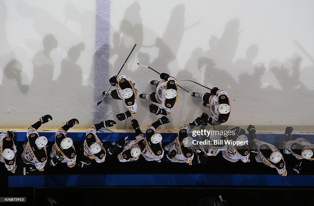 Boston Bruins v Buffalo Sabres
