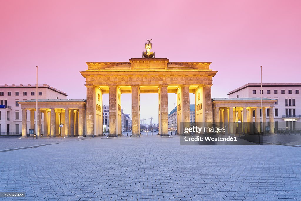 Germany, Berlin Brandenburg Gate in the evening