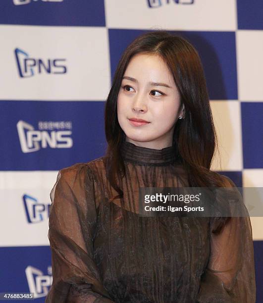 Kim Tae-Hee attends the Kyunghyang Housing Fair 'PNS The Zone Shashi' presentation at KINTEX on February 21, 2014 in Goyang, South Korea.