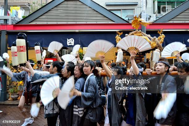 japanischer sommer-festival - stadtteil koto stock-fotos und bilder