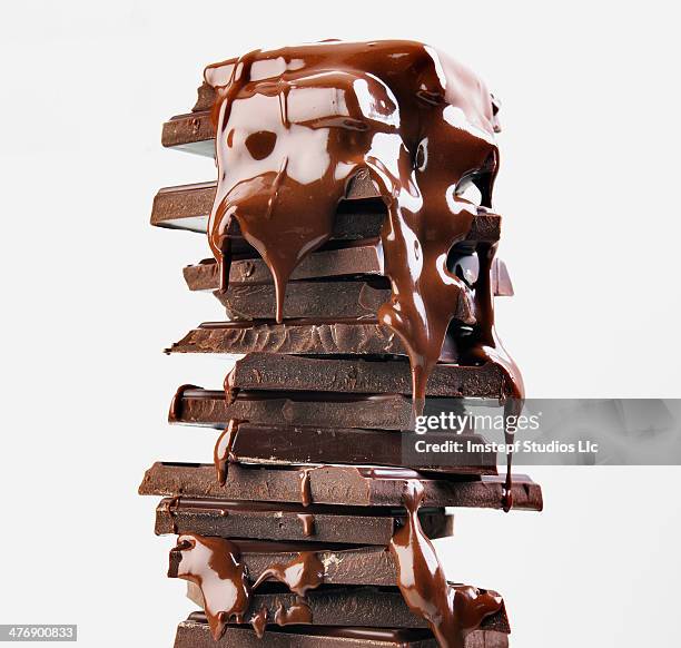 chocolate stack - chocolate stockfoto's en -beelden