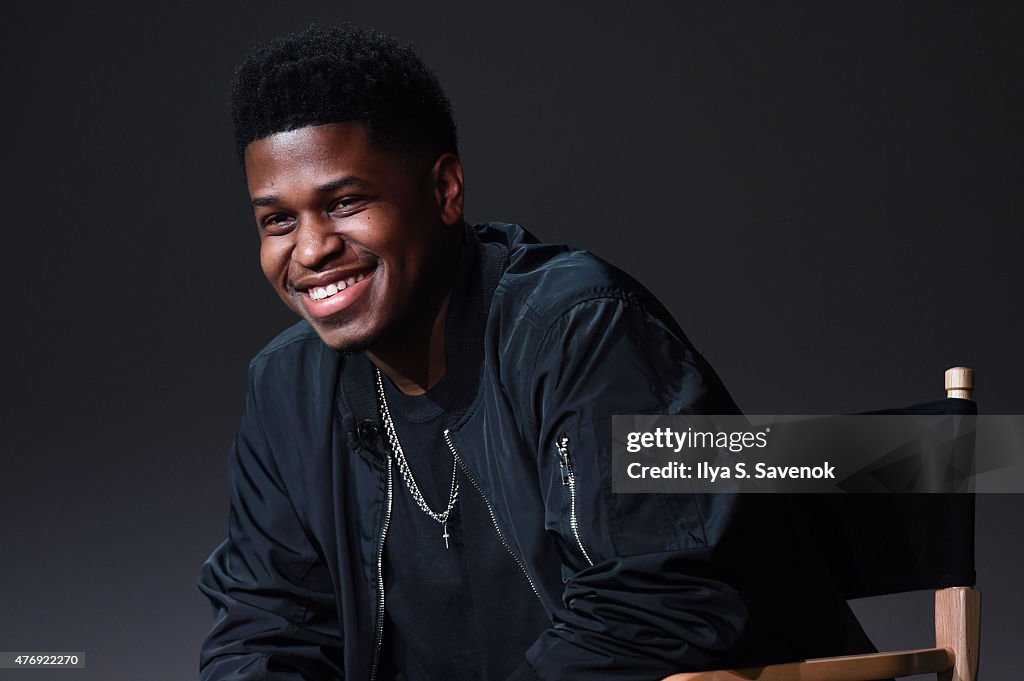 Apple Store Soho: Meet the Musician: Jor'dan, "52 Weeks of Summer"