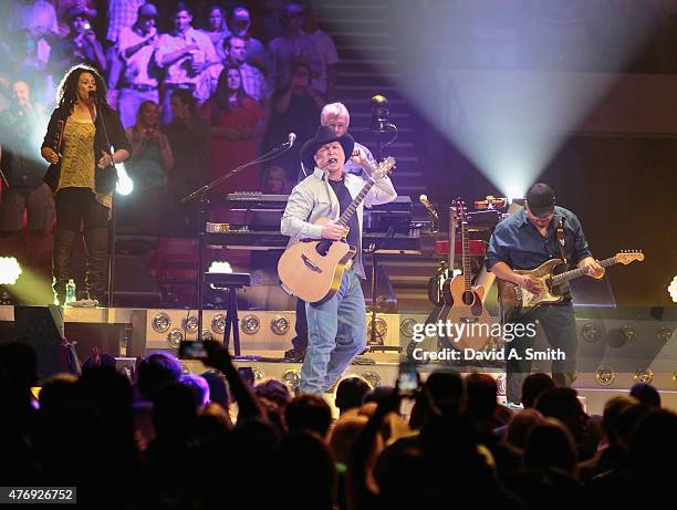 Garth Brooks performs at Legacy Arena at the BJCC on June 12, 2015 in Birmingham, Alabama.