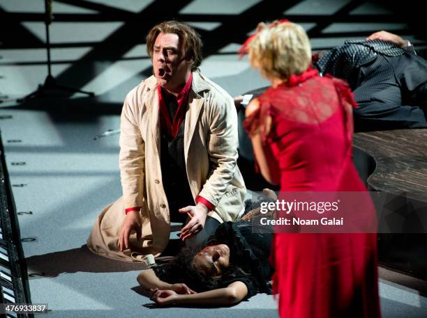 Bryn Terfel and Emma Thompson perform at the 2014 The New York Philharmonic Spring Gala featuring "Sweeney Todd: The Demon Barber of Fleet Street" at...