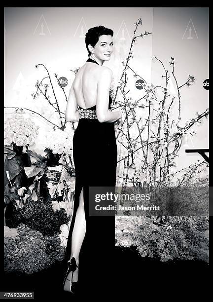 Actress Anne Hathaway poses in the press room during the Oscars at Loews Hollywood Hotel on March 2, 2014 in Hollywood, California.