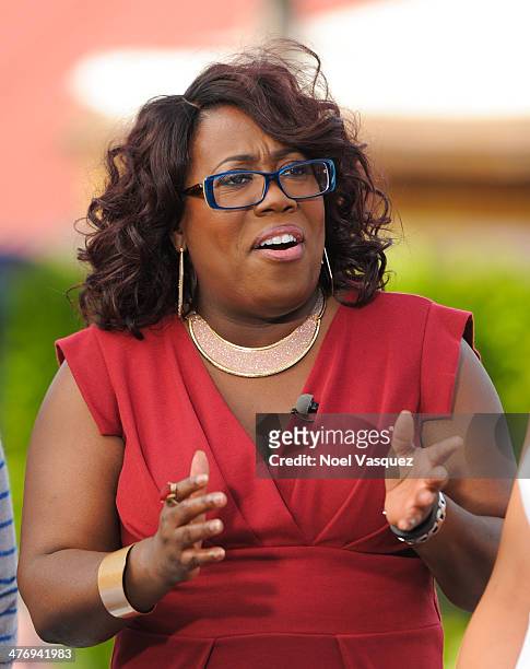 Sheryl Underwood visits "Extra" at Universal Studios Hollywood on March 5, 2014 in Universal City, California.