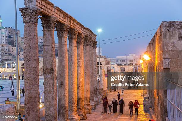 amphitheatre, downtown, amman, jordan - アンマン市 ストックフォトと画像