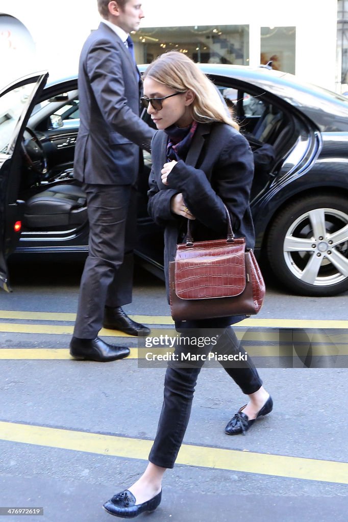 Mary-Kate Olsen and Ashley Olsen  Sighting In Paris