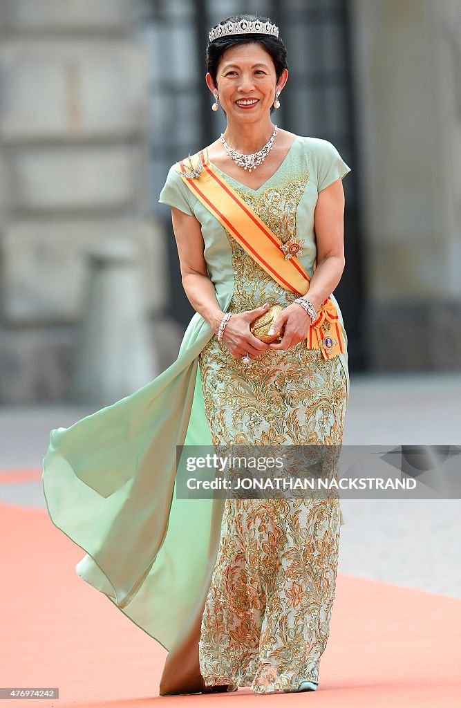 SWEDEN-ROYAL-WEDDING-ARRIVALS