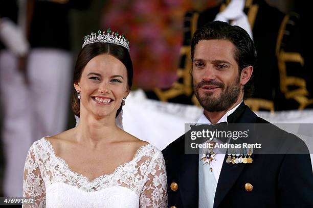 Prince Carl Philip of Sweden and his wife Princess Sofia of Sweden pose after their marriage ceremony on June 13, 2015 in Stockholm, Sweden.