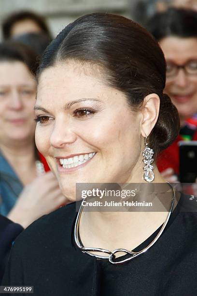 Crown Princess Victoria of Sweden leaves Le Petit Palais after visiting the Carl Larsson exhibition on March 6, 2014 in Paris, France.