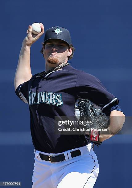 Blake Beavan Rangers 536 Blake Beavan Photos & High Res Pictures - Getty Images