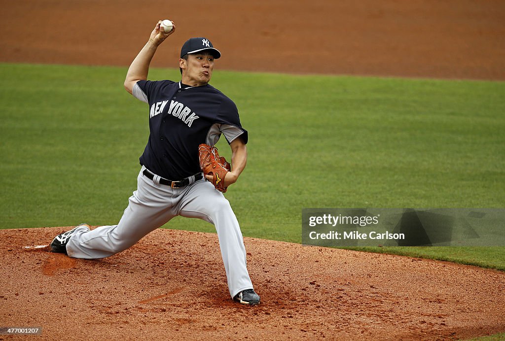 New York Yankees v Philadelphia Phillies