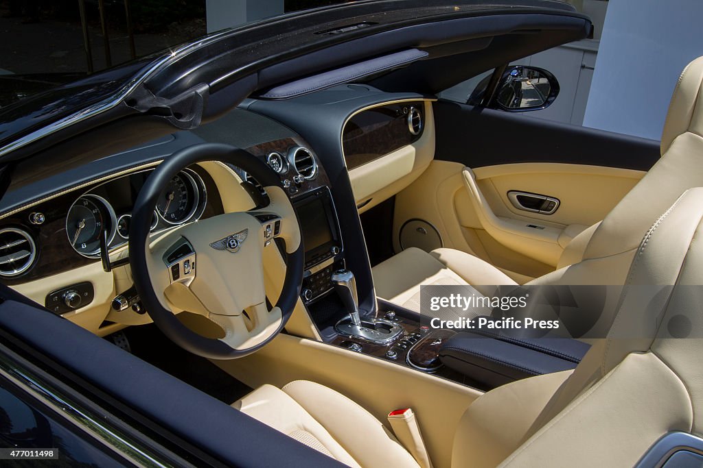 Interior view of Bentley Continental GCT V8 S. Parco Valentino car ...