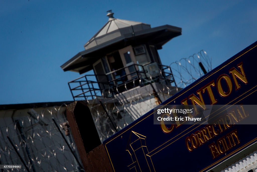 Manhunt Continues For Two Prisoners That Broke Out Of New York State Prison