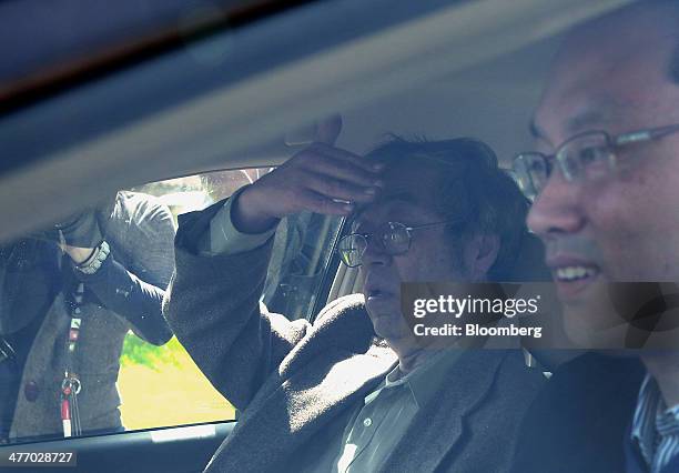 Bitcoin Father 16 Nakamoto Named As Bitcoin Father Denies Involvement Stock Photos ...