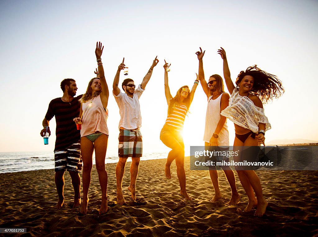 Bailando en la playa