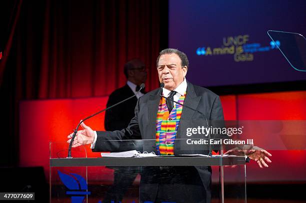 Andrew Young is given the UNCF Lifetime Achievement Award at the 'UNCF Lighting The Way To Better Futures' Dinner at New York Hilton on March 7, 2014...