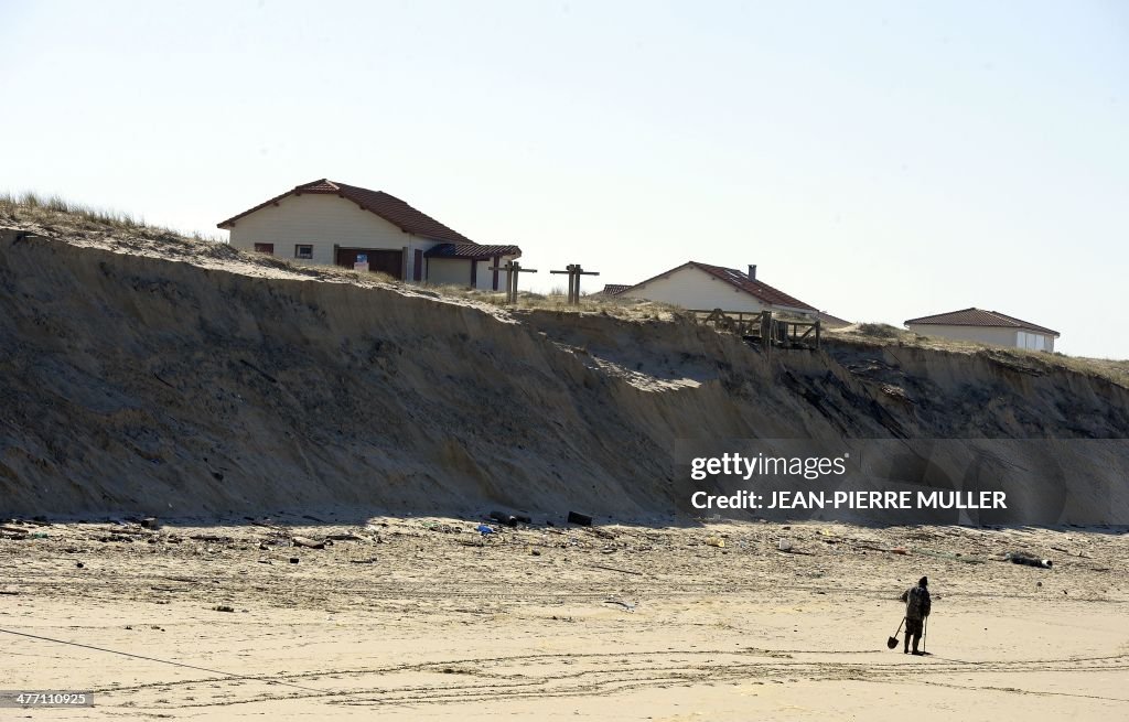 FRANCE-WASTE-FLOODS-ENVIRONMENT-POLLUTION