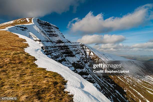 pen-y-fan, brecon beacons - wales winter stock pictures, royalty-free photos & images