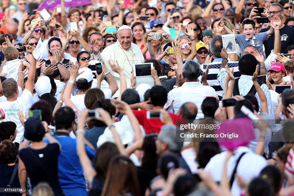 Pope Francis Meets The Roman Diocesans