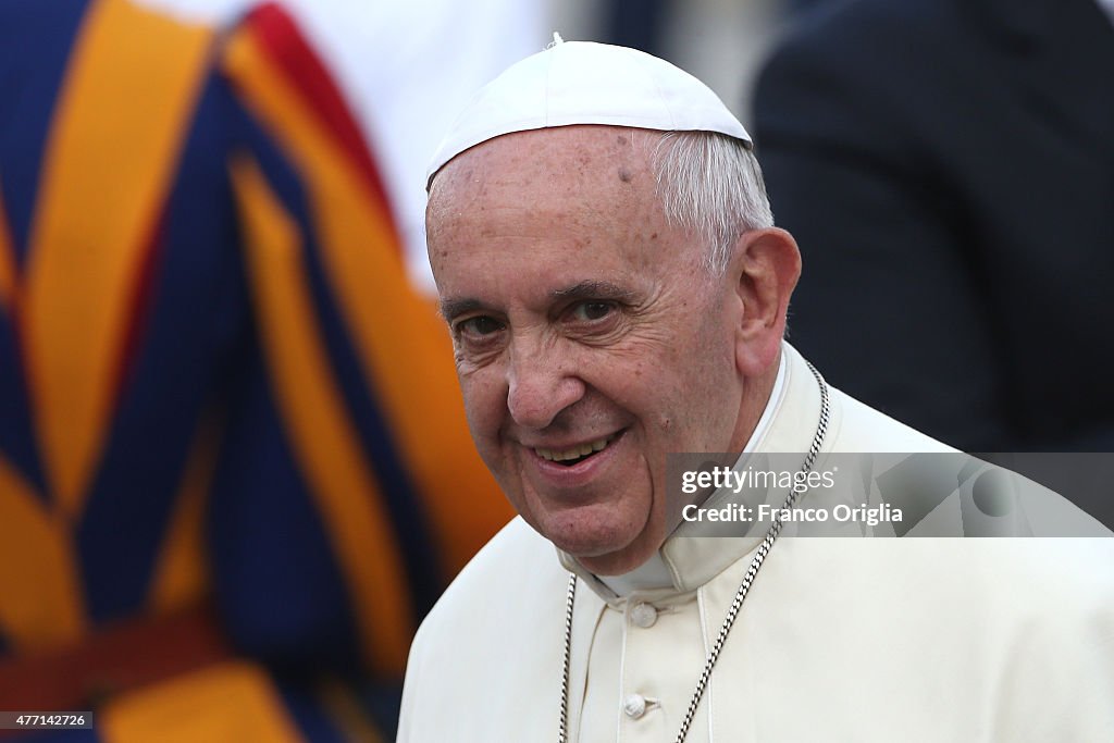 Pope Francis Meets The Roman Diocesans