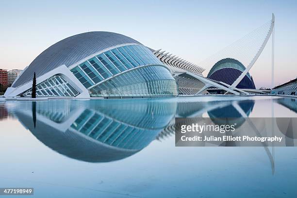 the city of arts and sciences in valencia - santiago calatrava stockfoto's en -beelden