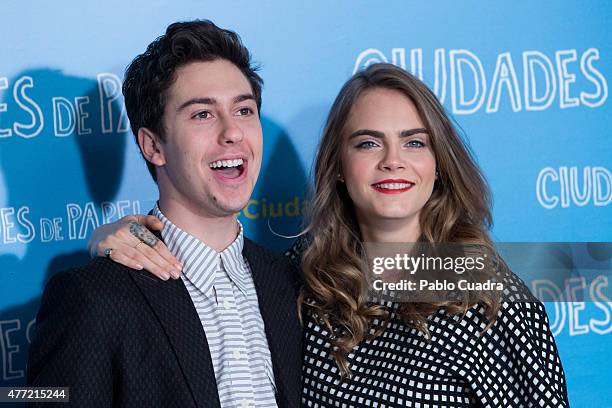 Actor Nat Wolff and model/actress Cara Delevingne attend the 'Paper Towns' photocall at the Villamagna Hotel on June 15, 2015 in Madrid, Spain.