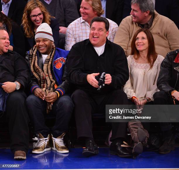 Jaheim, Steve Schirripa and Laura Schirripa attend the Utah Jazz vs New York Knicks game at Madison Square Garden on March 7, 2014 in New York City.