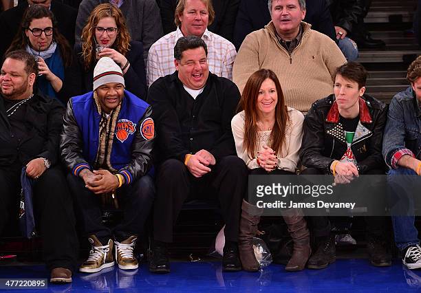 Jaheim, Steve Schirripa, Laura Schirripa and guest attend the Utah Jazz vs New York Knicks game at Madison Square Garden on March 7, 2014 in New York...