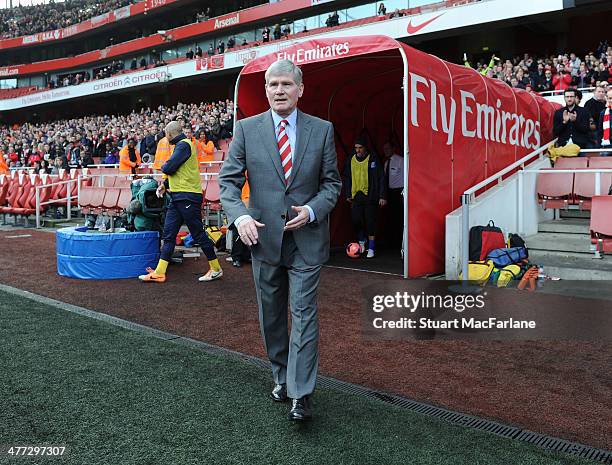 Pat Rice Assistant Manager 115 Half Cup Of Rice Stock Photos, High-Res Pictures, and Images ...
