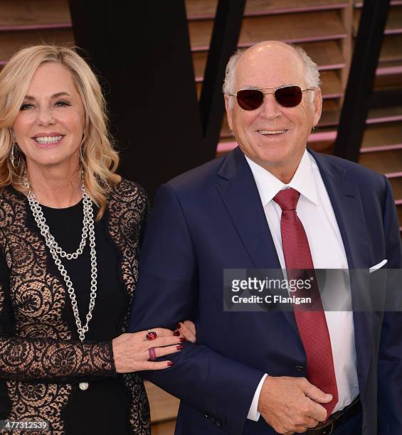 Jane Slagsvol and Jimmy Buffett arrive to the 2014 Vanity Fair Oscar Party on March 2, 2014 in West Hollywood, California.