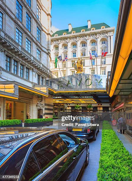 savoy hotel in london. - london savoy hotel photos et images de collection