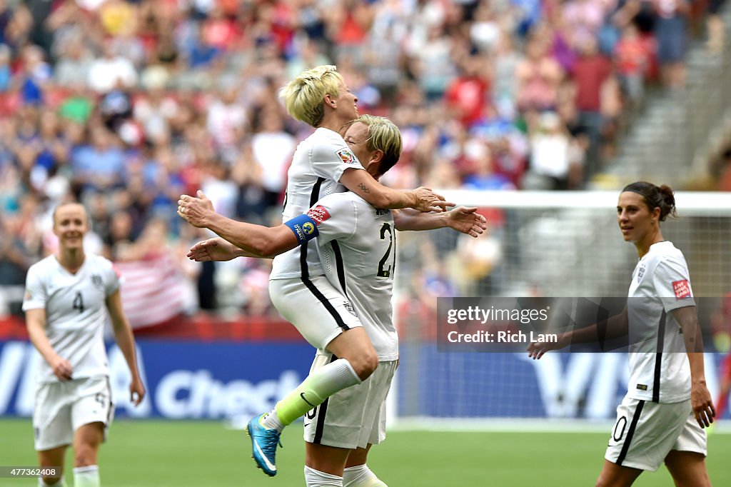Nigeria v USA: Group D - FIFA Women's World Cup 2015
