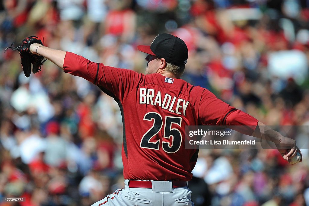 Arizona Diamonbacks v Los Angeles Angels of Anaheim