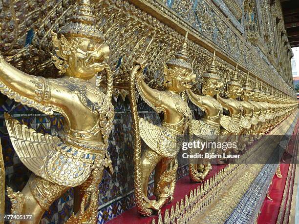 gilded statues - lauer stock pictures, royalty-free photos & images