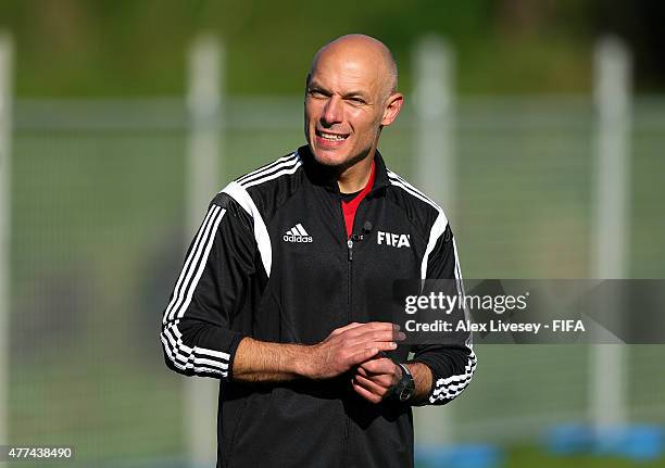 Howard Webb instructs at a FIFA referee training session during the FIFA U-20 World Cup on June 17, 2015 in Auckland, New Zealand.