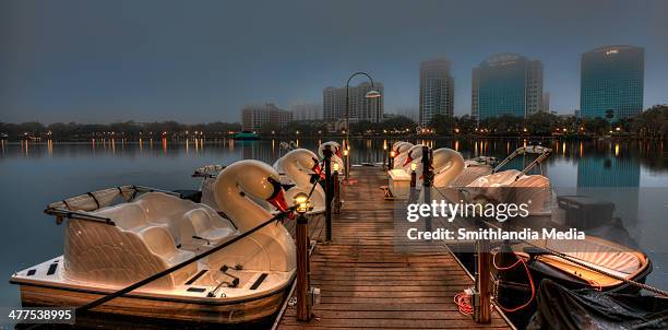 eola swan boats - orlando florida imagens e fotografias de stock