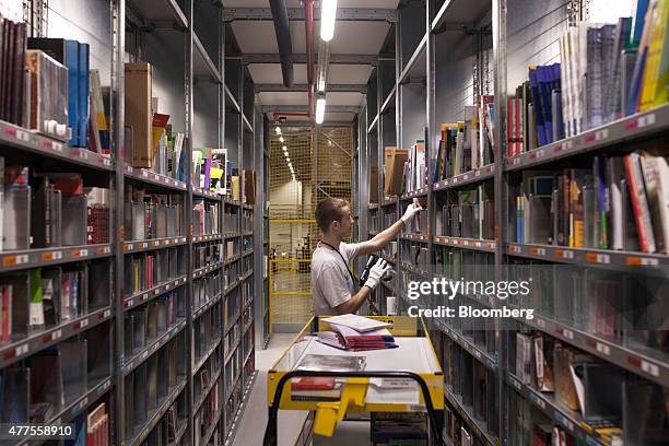 Restock Picture Restock The Business Photos and Premium High Res Pictures - Getty Images