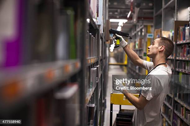 Restocking Items 120 Restock The Business Stock Photos, High-Res Pictures, and Images ...