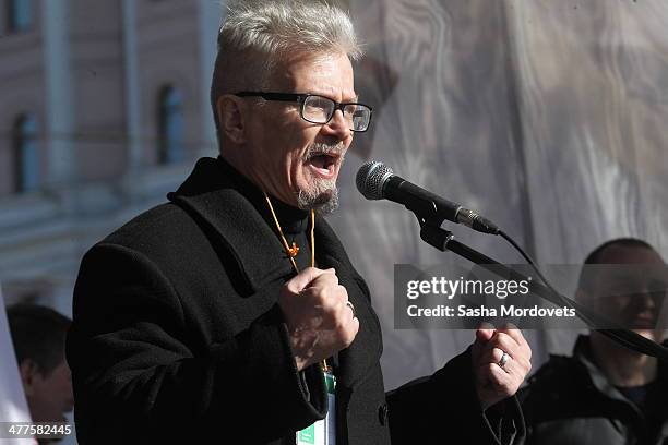 Russian writer and opposition leader Eduard Limonov takes part in a rally of pro-Kremlin, nationalists and veteran movements in support of Vladimir...